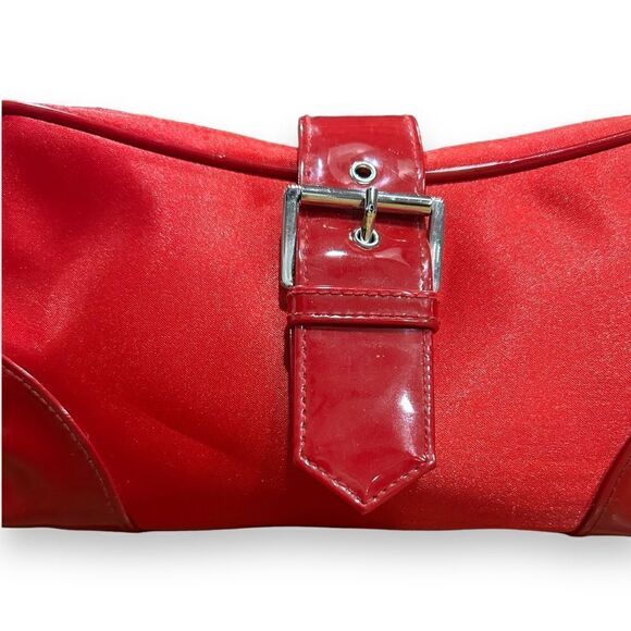 Revolve Dior Vintage Parfum Red Satin Toiletry Bag or Purse Clutch with Buckle - Picture 8 of 12